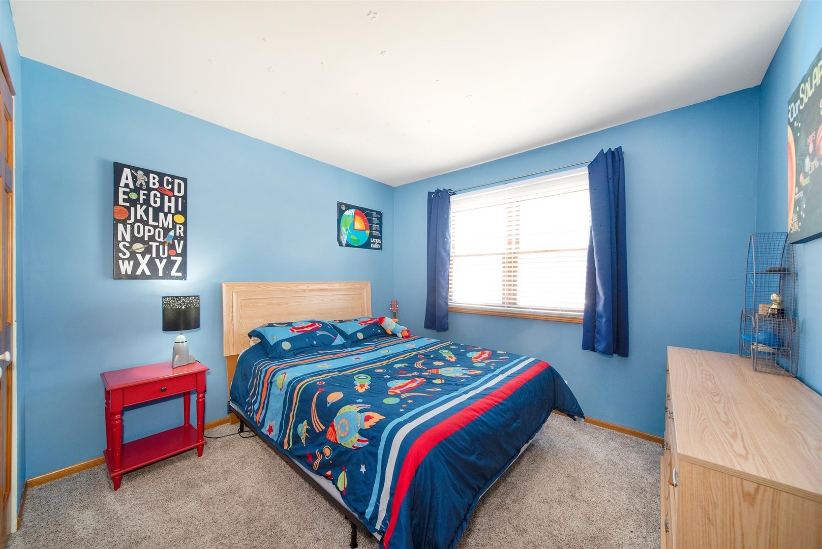 146 Sumac Lane Schaumburg, IL 60193 - Photo 12 of 24 a bedroom with a bed and a window