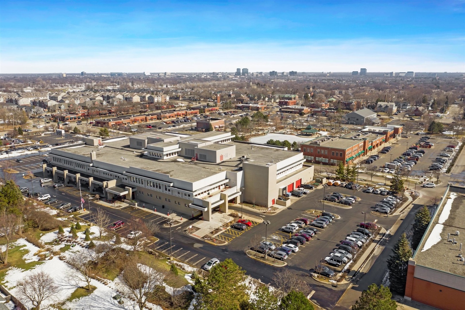 146 Sumac Lane Schaumburg, IL 60193 - Photo 20 of 24 a picture of city view