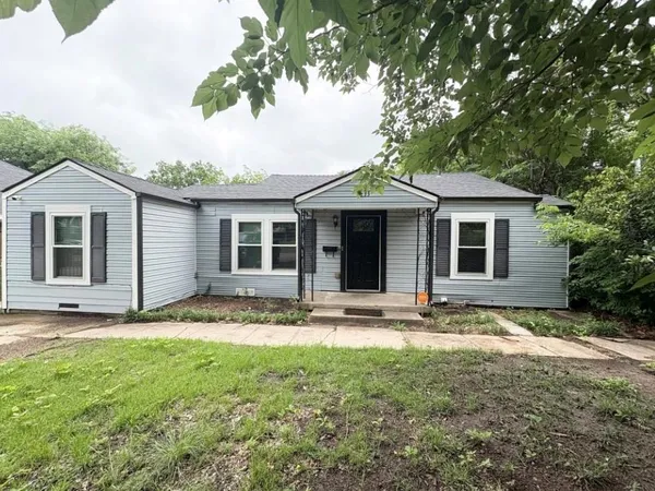 $1,950 | 4233 Alamo Avenue, Fort Worth, TX 76107
