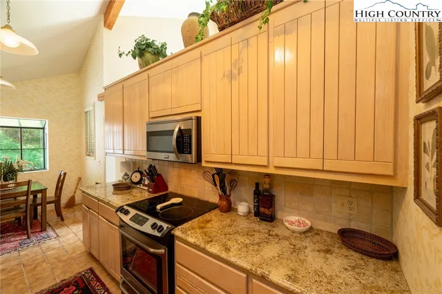 $579,900 | 207 Grouse Moor Drive, Unit 207, Linville, NC 28646