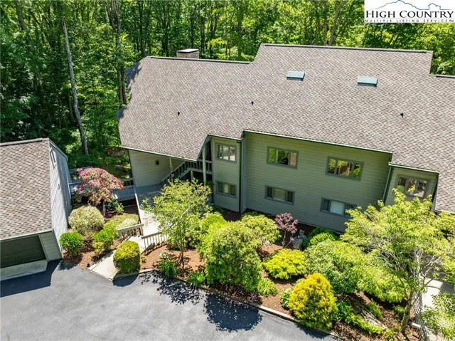 $579,900 | 207 Grouse Moor Drive, Unit 207, Linville, NC 28646