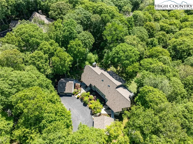 $579,900 | 207 Grouse Moor Drive, Unit 207, Linville, NC 28646