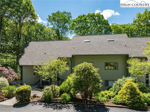 $579,900 | 207 Grouse Moor Drive, Unit 207, Linville, NC 28646
