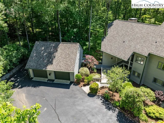 $579,900 | 207 Grouse Moor Drive, Unit 207, Linville, NC 28646