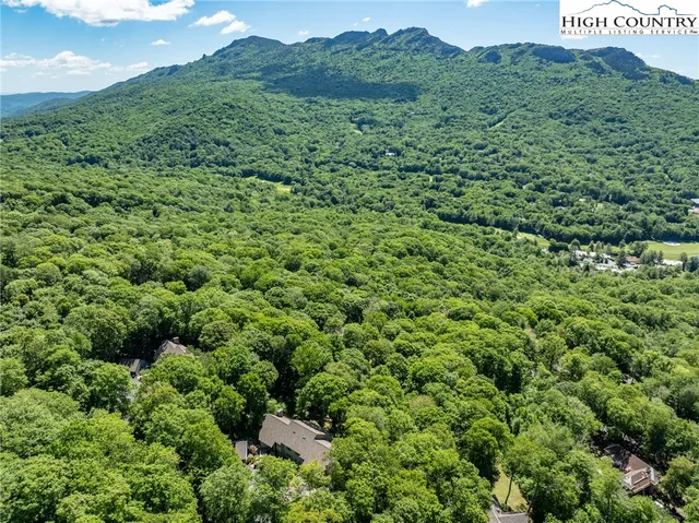 $579,900 | 207 Grouse Moor Drive, Unit 207, Linville, NC 28646