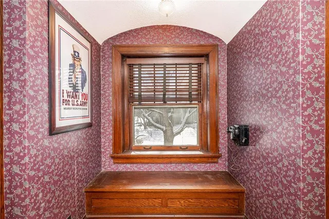 $450,000 | 406 South Birch Avenue, Plattsburg, MO 64477