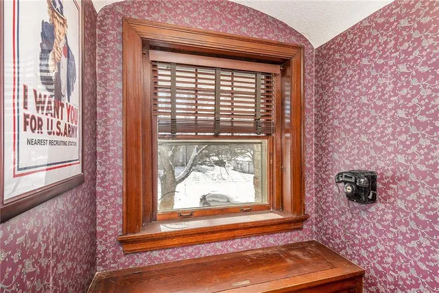 $450,000 | 406 South Birch Avenue, Plattsburg, MO 64477