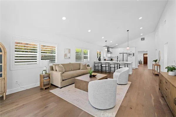 $8,500 | 827 North Lamer Street, Burbank, CA 91506