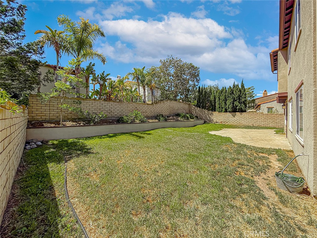 5244 Via Rincon Newbury Park, CA 91320 - Photo 14 of 19 a view of a yard with an trees