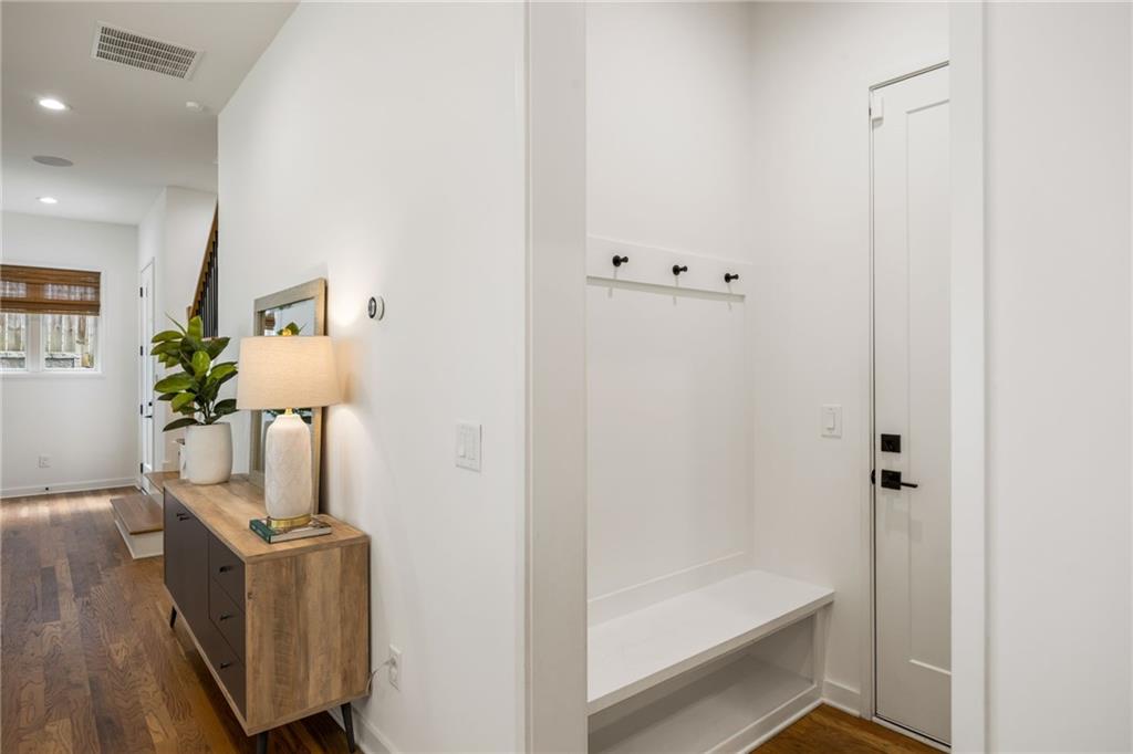 36 Walthall Street Northeast, Unit B Atlanta, GA 30307 - Photo 12 of 51