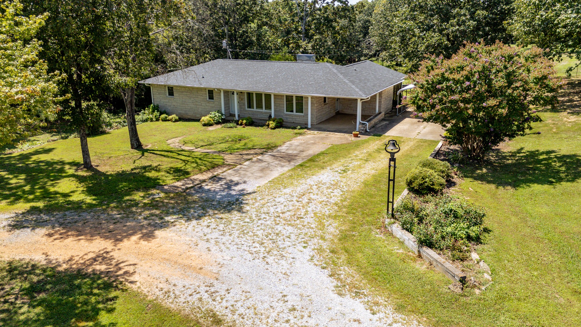 1321 Natural Bridge Road Waynesboro, TN 38485 - Photo 1 of 95 Gallery Image 1
