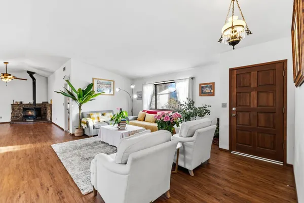 $687,000 | 44800 Ahwahnee Acres Road, Ahwahnee, CA 93601