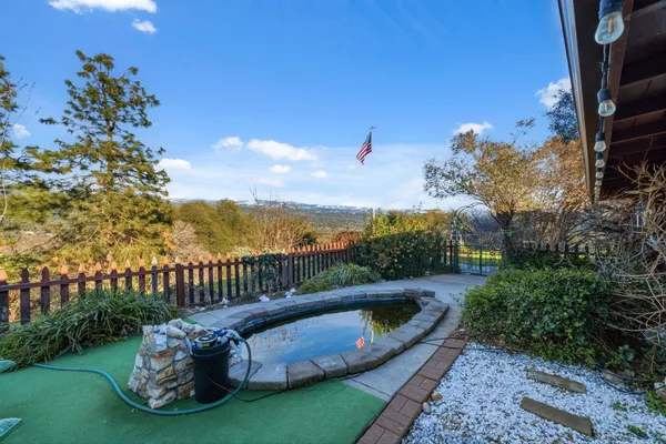 $687,000 | 44800 Ahwahnee Acres Road, Ahwahnee, CA 93601