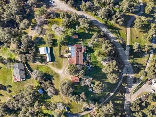 $687,000 | 44800 Ahwahnee Acres Road, Ahwahnee, CA 93601