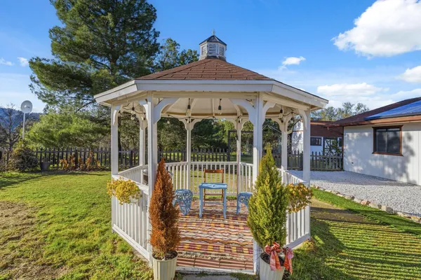 $687,000 | 44800 Ahwahnee Acres Road, Ahwahnee, CA 93601