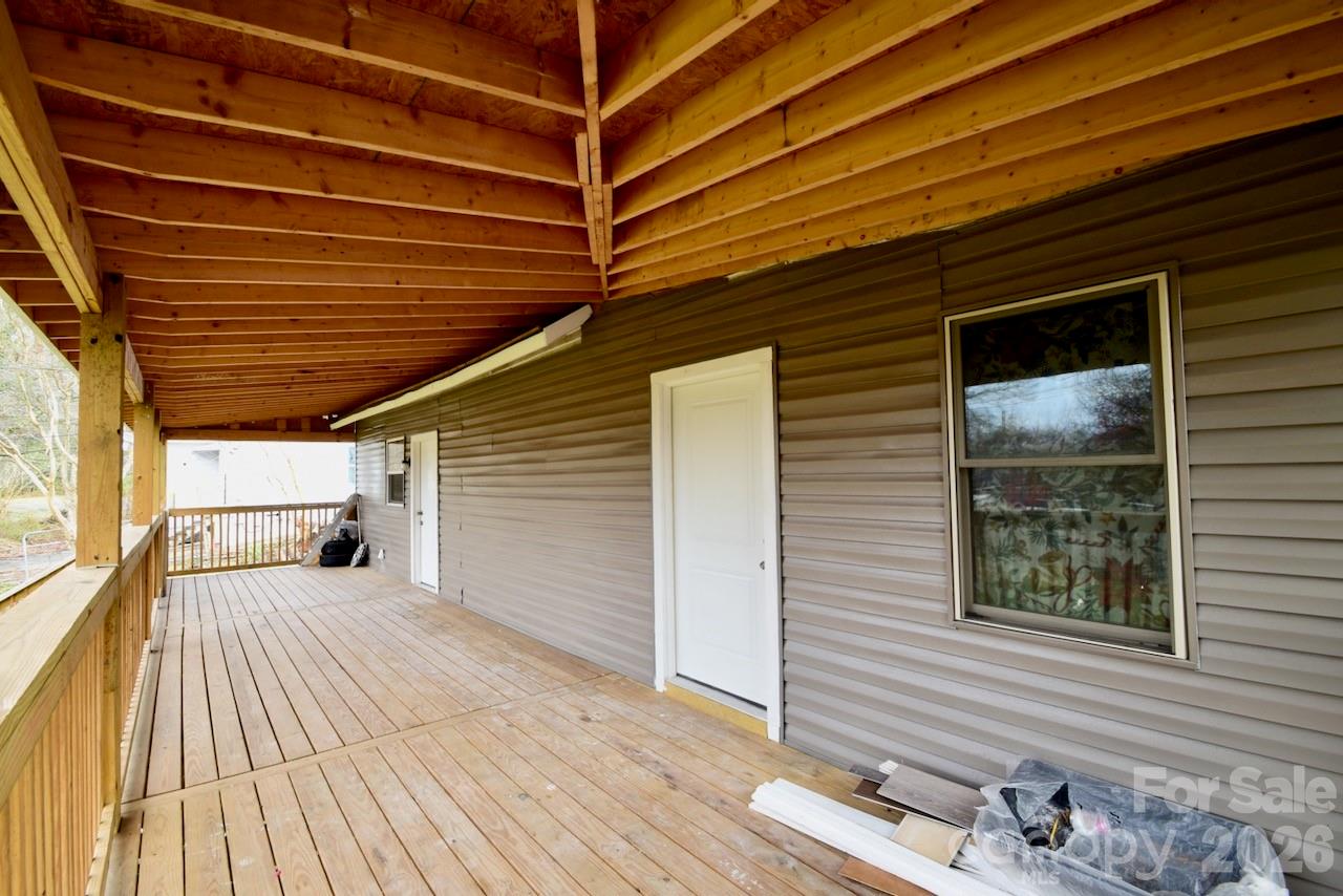 2007 South York Road Gastonia, NC 28052 - Photo 25 of 26 a view of a backyard with sitting area