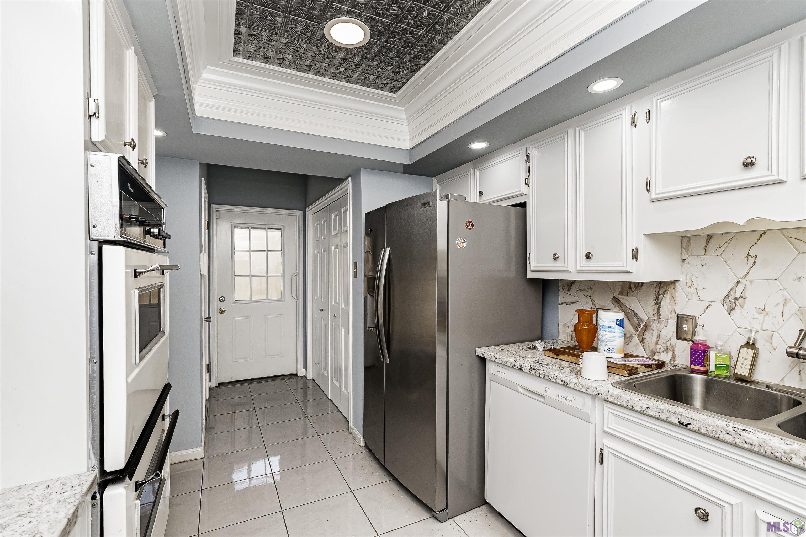 10214 North Magna Carta Place Baton Rouge, LA 70815 - Photo 7 of 22