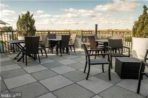 $2,995 | 7710 Woodmont Avenue, Unit 401, Bethesda, MD 20814