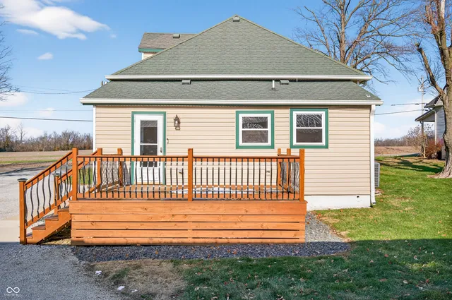 $280,000 | 713 East Middletown Road, Waldron, IN 46182