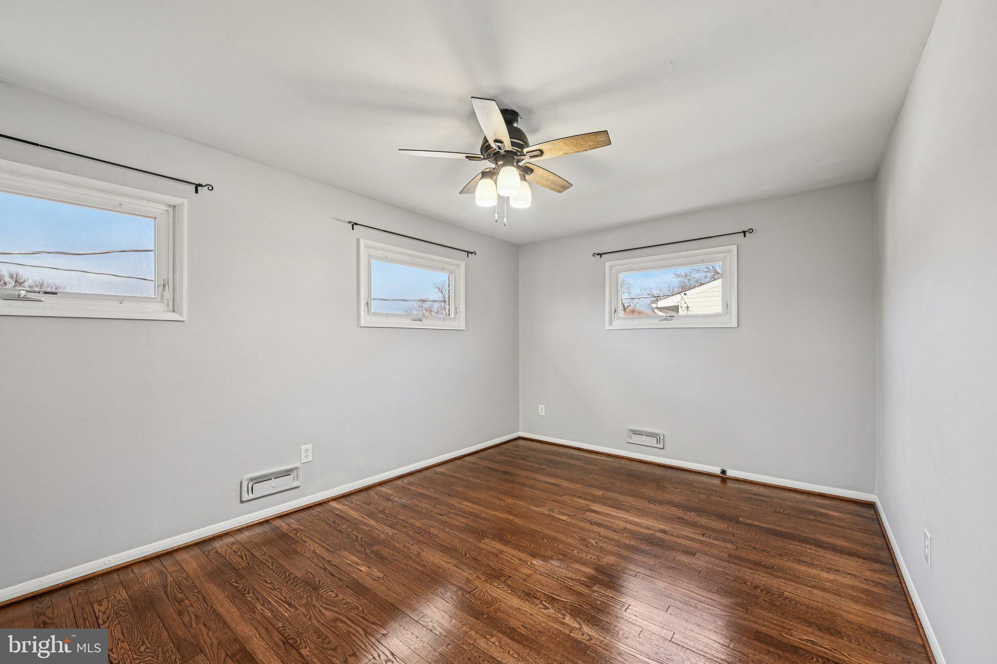 6003 Johnnycake Road Catonsville, MD 21228 - Photo 22 of 49 Primary bedroom with lots of natural light