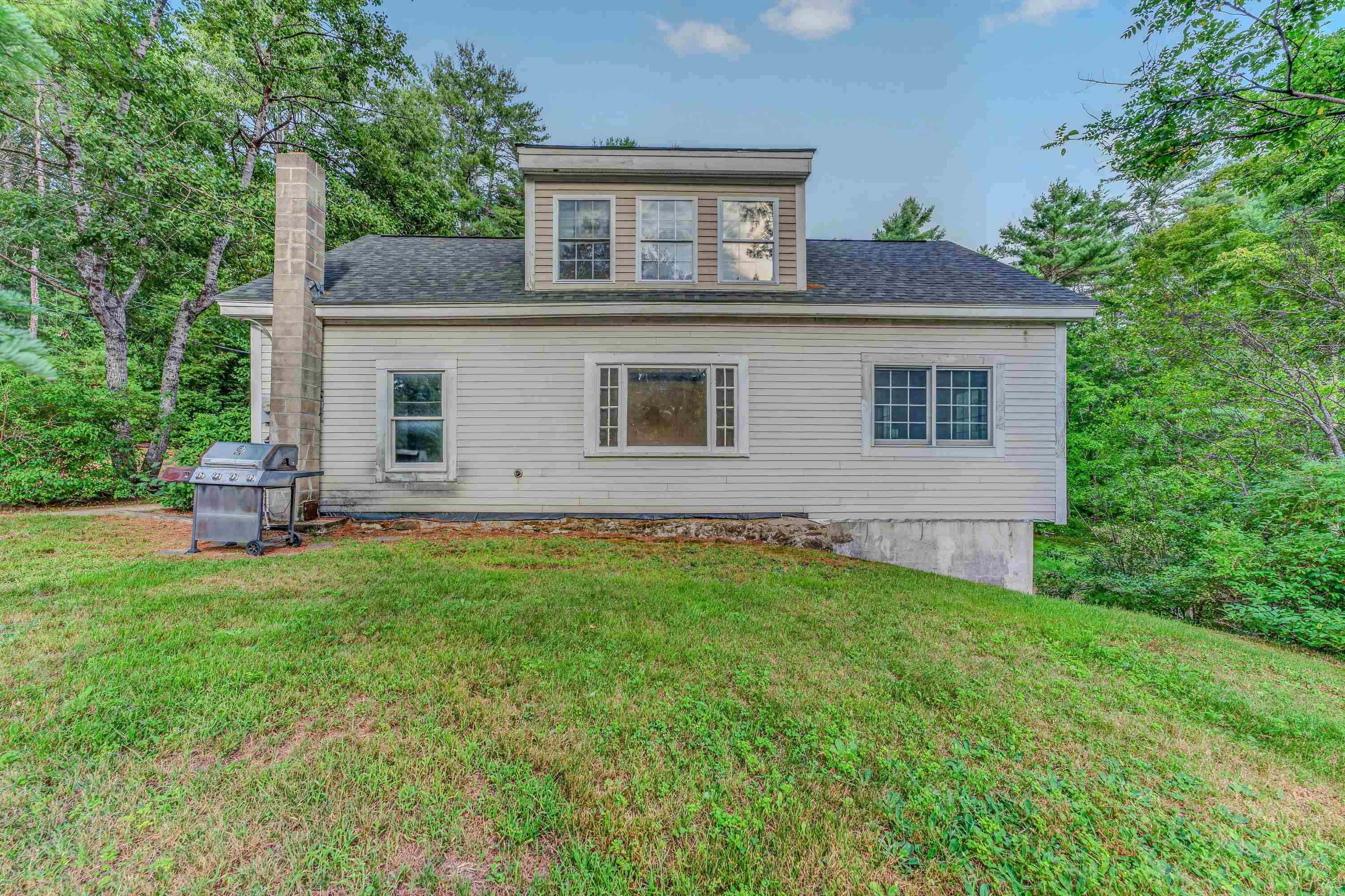 402 Oak Hill Road Northfield, NH 03276 - Photo 3 of 54 Gallery Image 3