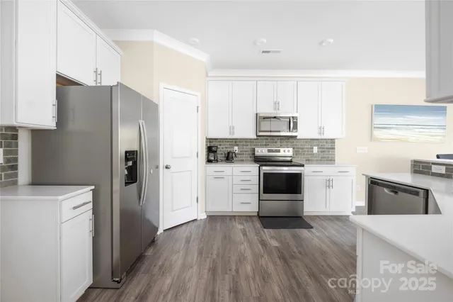 $420,000 | 23136 Clarabelle Drive, Charlotte, NC 28273