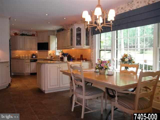 2015 Youngs Road Hanover, PA 17331 - Photo 14 of 25 Gallery Image 14