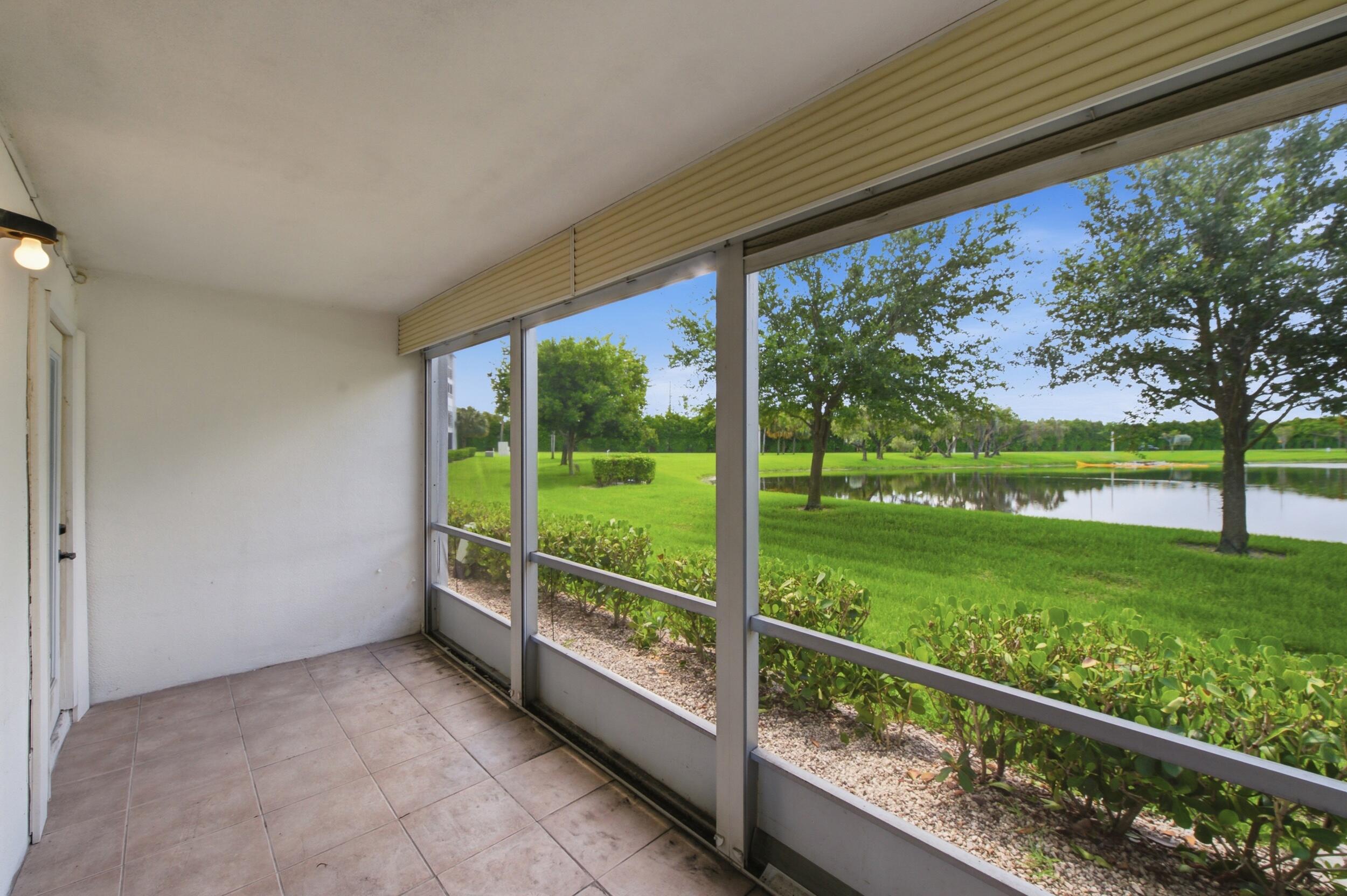 1048 Lincoln C Boca Raton, FL 33434 - Photo 10 of 36 22__dsc6616