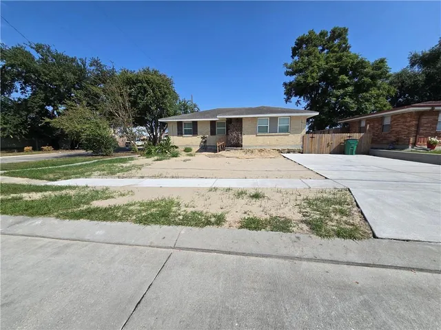 $1,800 | 8813 27th Street, Metairie, LA 70003