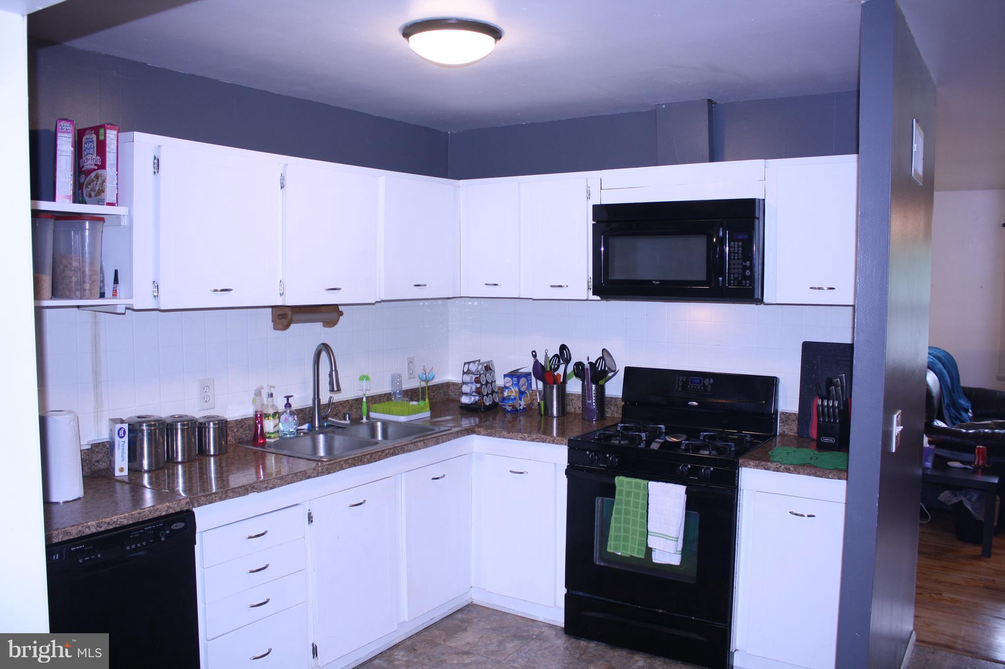1917 Hawthorne Road Edgewood, MD 21040 - Photo 2 of 19 Kitchen