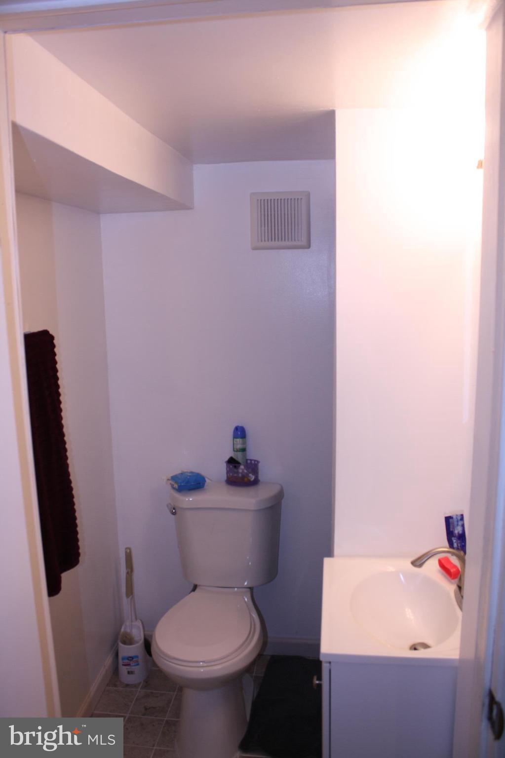 1917 Hawthorne Road Edgewood, MD 21040 - Photo 18 of 19 Bath
