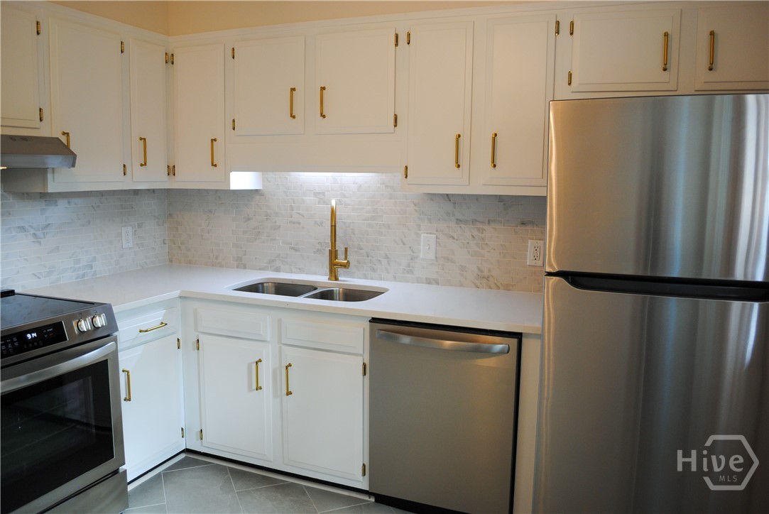 215 Brandywine Road, Unit 215 Savannah, GA 31405 - Photo 12 of 25