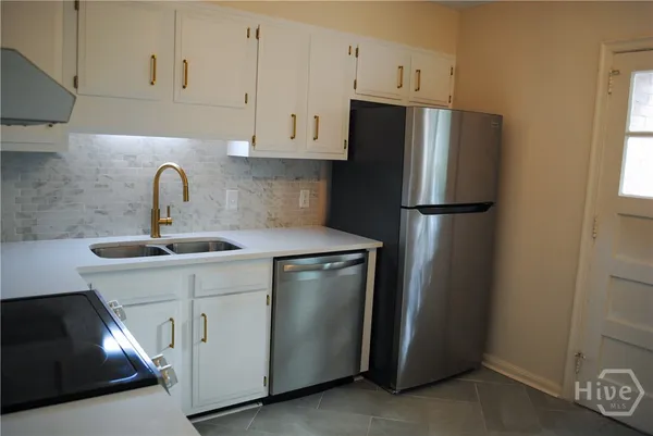 $1,950 | 215 Brandywine Road, Unit 215, Savannah, GA 31405