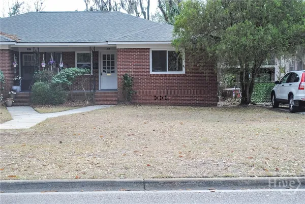 $1,950 | 215 Brandywine Road, Unit 215, Savannah, GA 31405