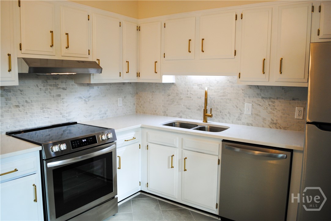 215 Brandywine Road, Unit 215 Savannah, GA 31405 - Photo 4 of 25