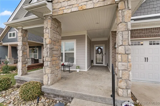 $440,000 | 327 Tuscany Drive, Floyds Knobs, IN 47119