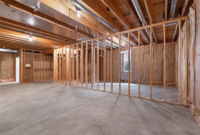 $440,000 | 327 Tuscany Drive, Floyds Knobs, IN 47119