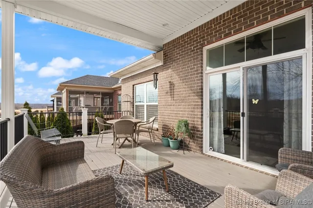 $440,000 | 327 Tuscany Drive, Floyds Knobs, IN 47119