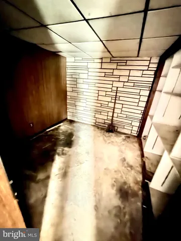 a bathroom with a sink and toilet