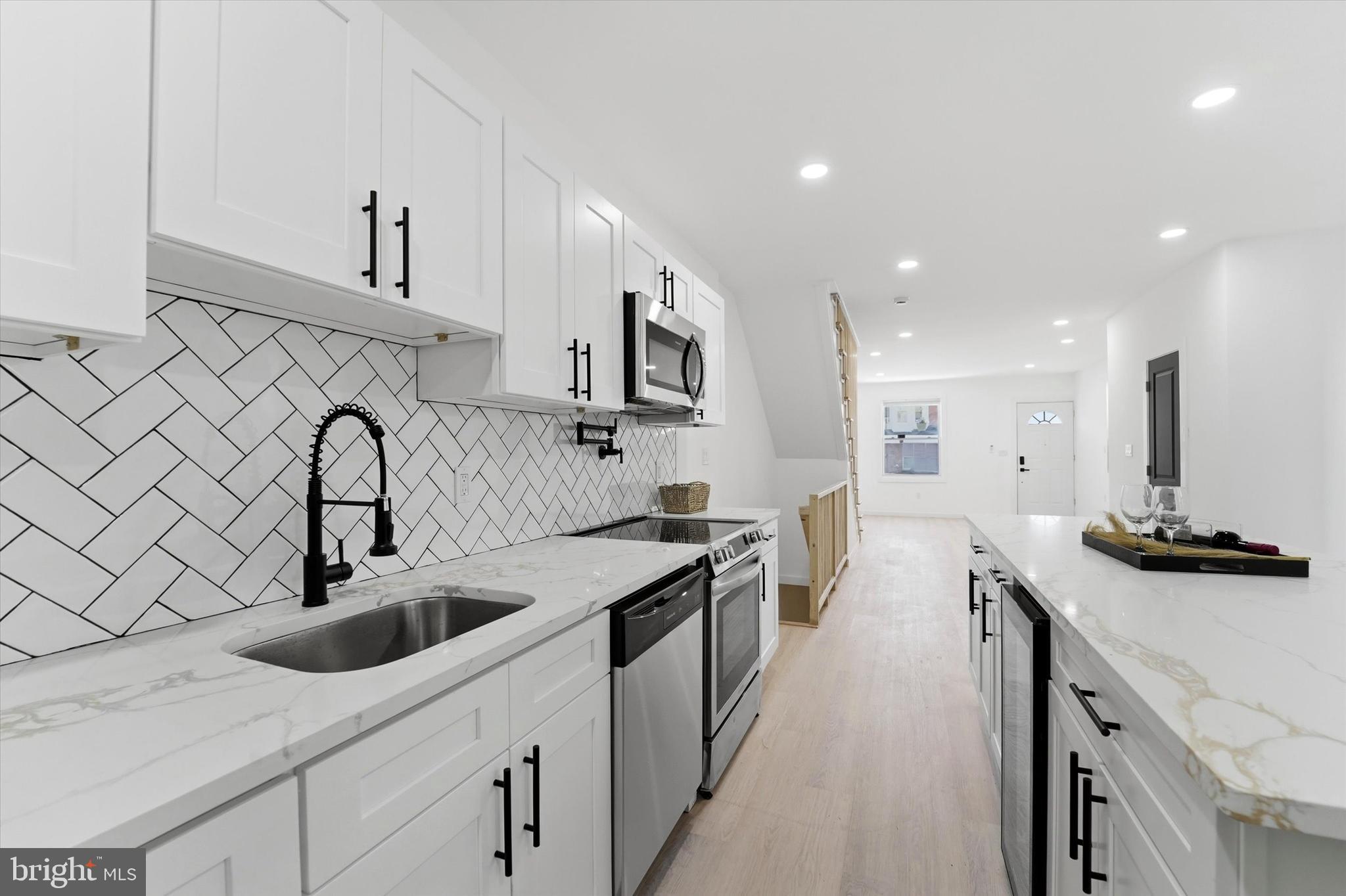 1638 North Felton Street Philadelphia, PA 19151 - Photo 7 of 25