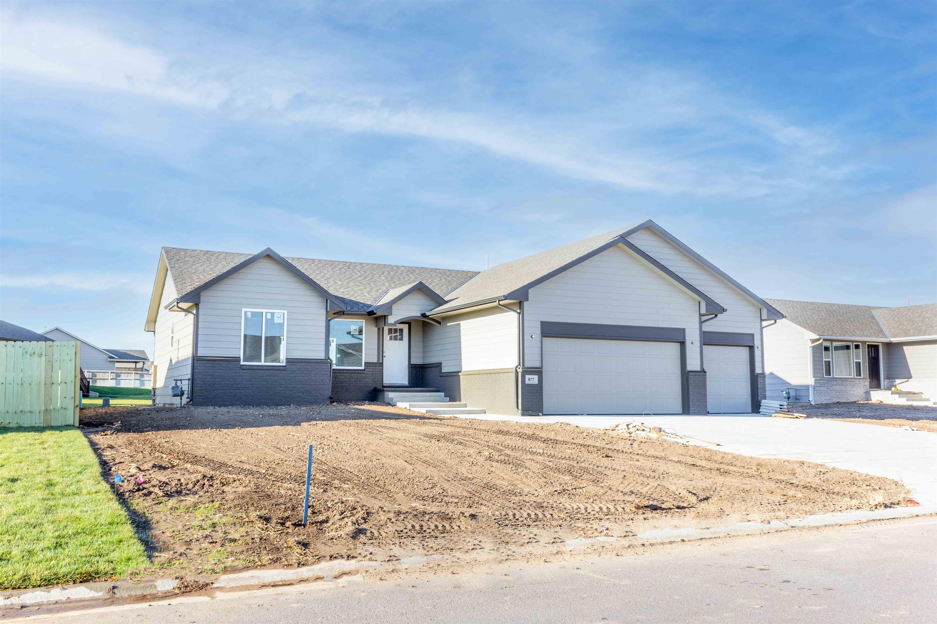 877 North Cloverleaf Street Goddard, KS 67052 - Photo 2 of 31