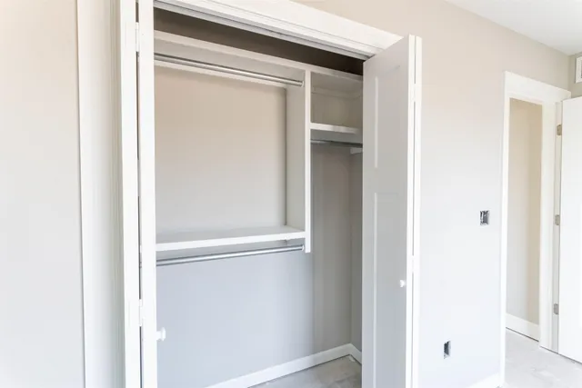 $292,700 | 877 North Cloverleaf Street, Goddard, KS 67052