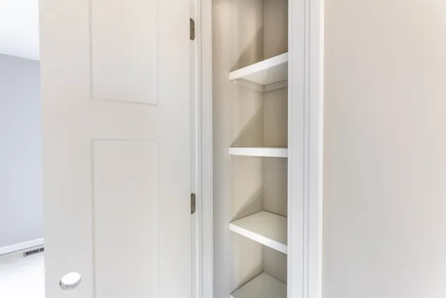 $292,700 | 877 North Cloverleaf Street, Goddard, KS 67052