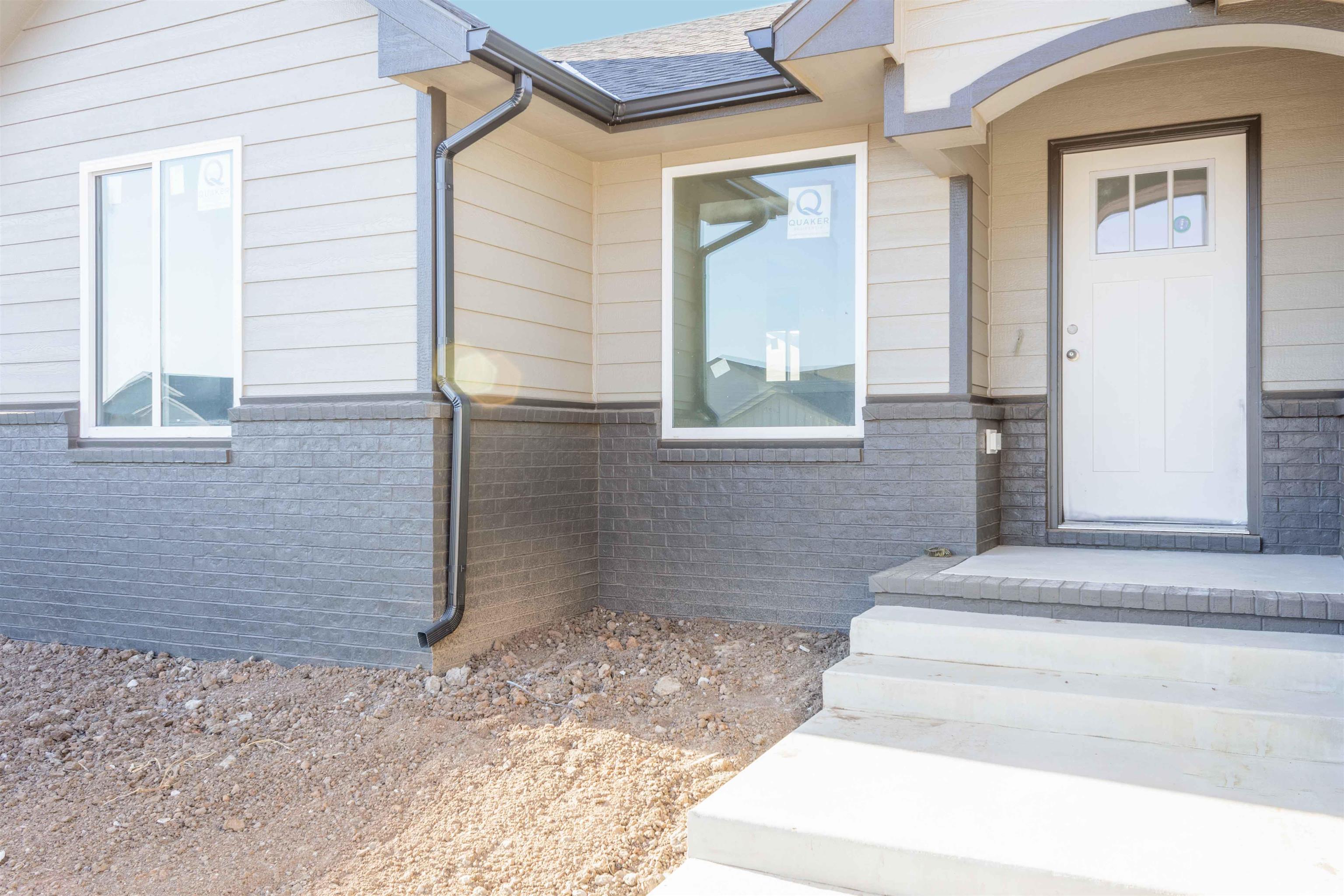 877 North Cloverleaf Street Goddard, KS 67052 - Photo 4 of 31