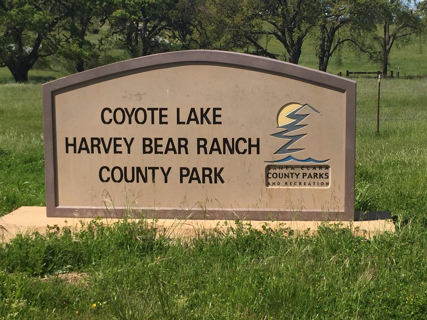 8900 Manfroy Ranch Road Gilroy, CA 95020 - Photo 11 of 12 a sign that is on the side of a road