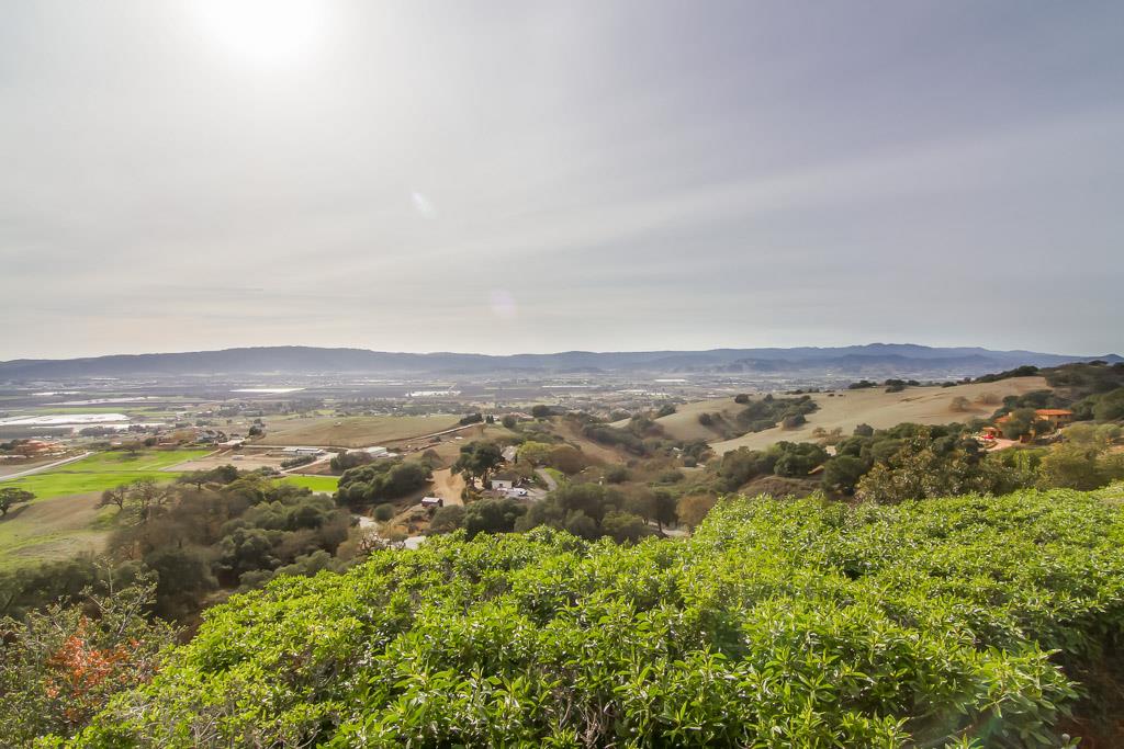 8900 Manfroy Ranch Road Gilroy, CA 95020 - Photo 8 of 12 an aerial view of residential building and ocean