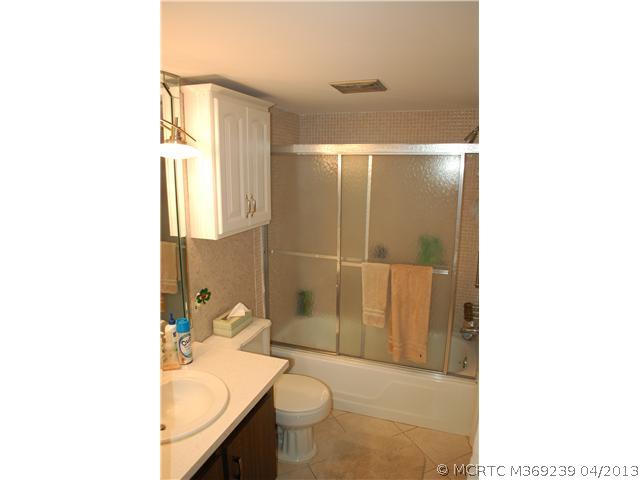 1917 Southwest Palm City Road, Unit 9I Stuart, FL 34994 - Photo 9 of 13 Master Bath/Spa.