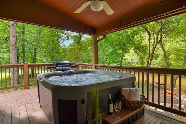 $574,900 | 46 Floral Court, Ellijay, GA 30540