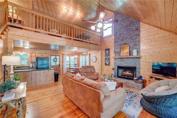 $574,900 | 46 Floral Court, Ellijay, GA 30540