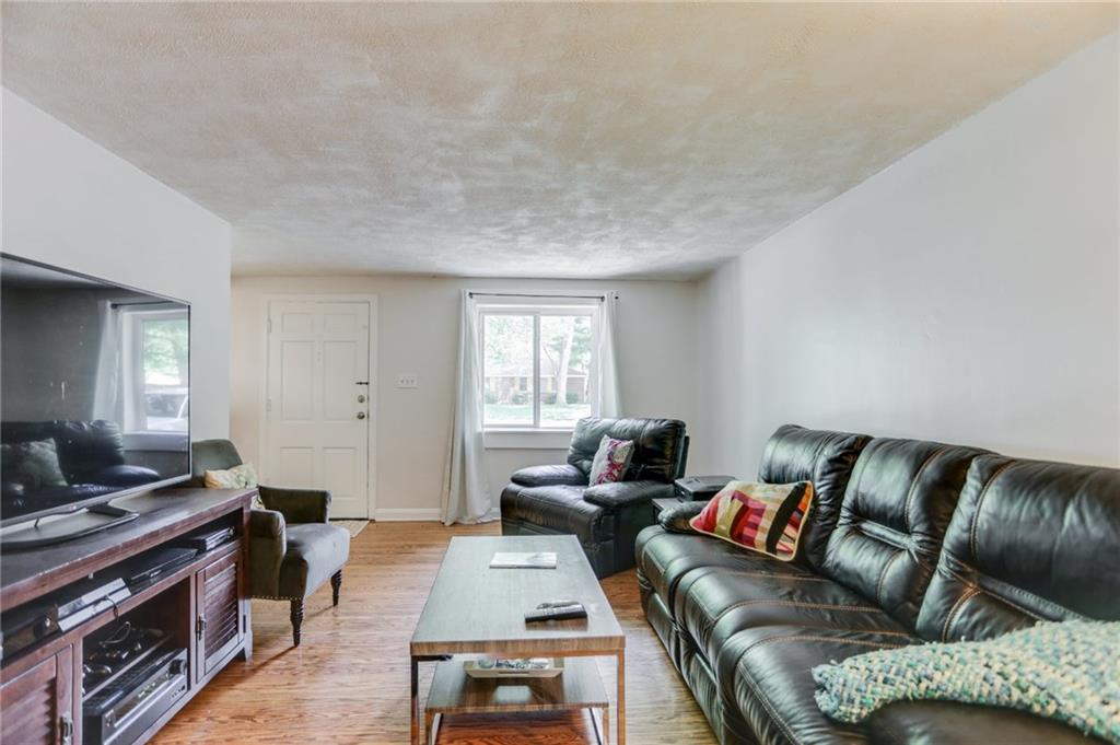 1233 Rowin Road Indianapolis, IN 46220 - Photo 6 of 23 Gallery Image 6